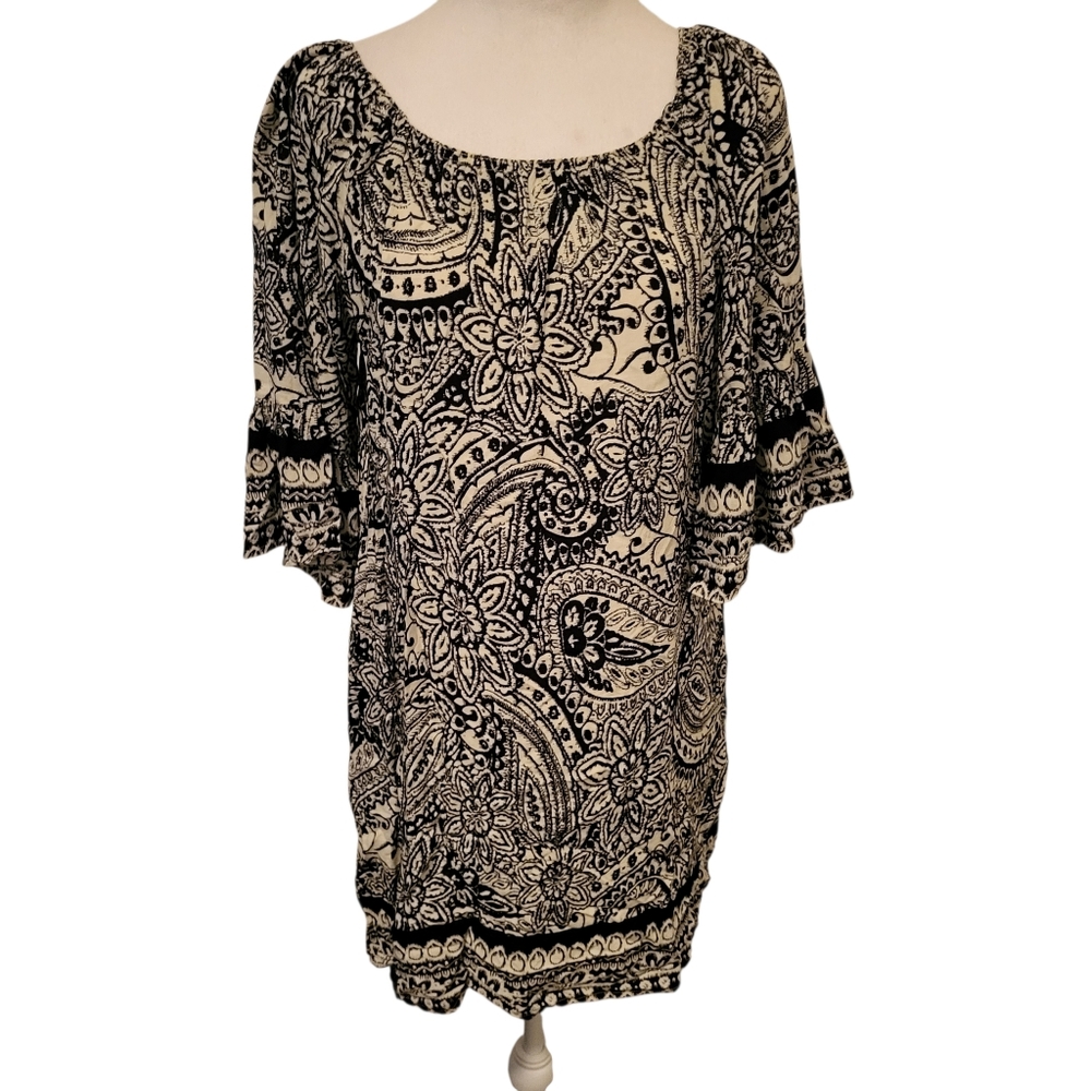 Umgee Paisley Dress Black/White sz M